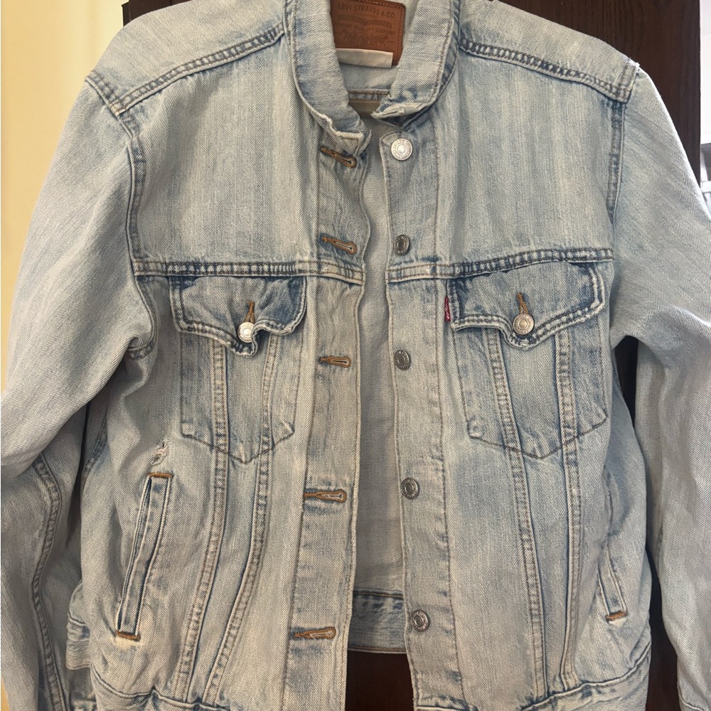Light Blue Levi Denim Jacket